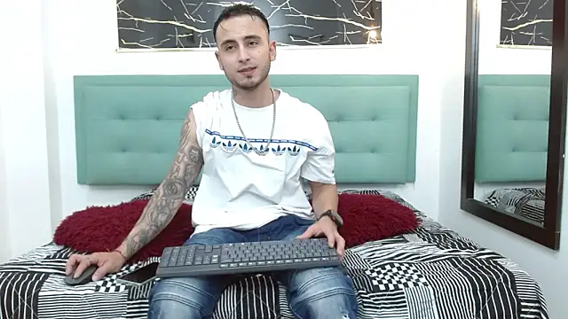 PowerLustX online show from May 17, 2026, 3:28 am