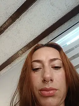 mollysweetx online show from April 21, 2026, 7:09 pm