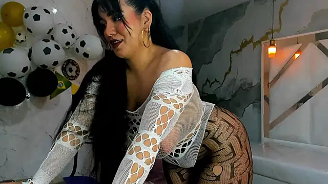 Snapshot of Sasha_tf chatting on June 30, 2026, 9:04 pm Sasha tf online show from June 30, 2026, 9:04 pm