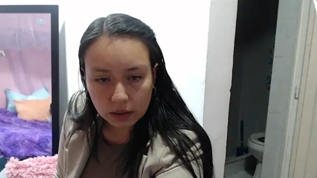 Belavelvet online show from April 10, 2026, 3:30 pm