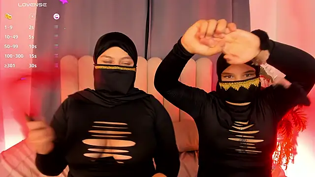 Snapshot of aziza_dalila02 chatting on April 11, 2026, 7:45 am aziza dalila02 online show from April 11, 2026, 7:45 am