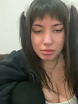 cherryxxox online show from July 8, 2026, 8:53 pm