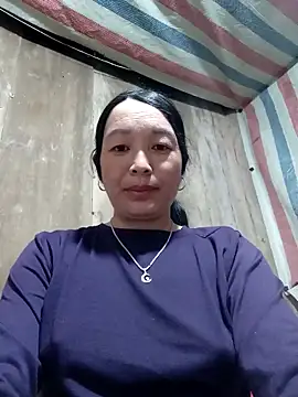 vanlucky2 online show from April 23, 2026, 1:35 pm