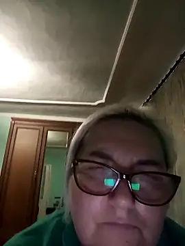 Snapshot of AureliaSky598 chatting on May 12, 2026, 5:19 pm AureliaSky598 online show from May 12, 2026, 5:19 pm