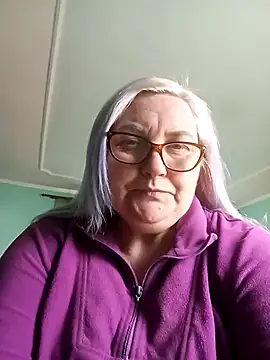 Snapshot of AureliaSky598 chatting on April 20, 2026, 9:23 am AureliaSky598 online show from April 20, 2026, 9:23 am