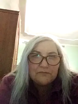 Snapshot of AureliaSky598 chatting on April 18, 2026, 7:51 pm AureliaSky598 online show from April 18, 2026, 7:51 pm