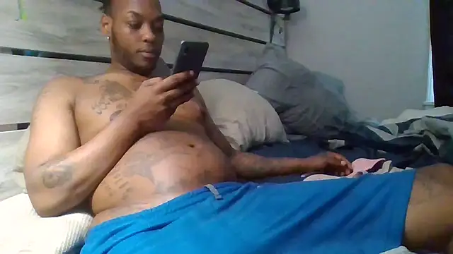 zdaddymm online show from April 13, 2026, 10:25 pm