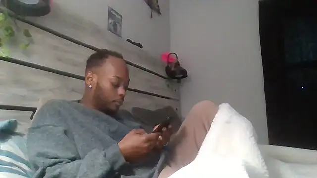 zdaddymm online show from June 11, 2026, 7:11 pm