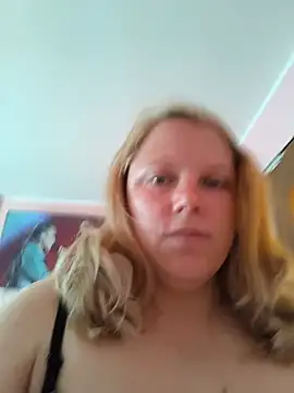 wildaurax online show from May 25, 2026, 7:18 am