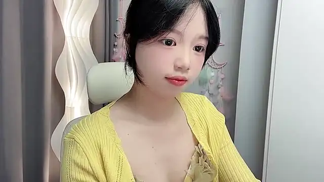 Xiaoqing00 online show from May 27, 2026, 3:14 am