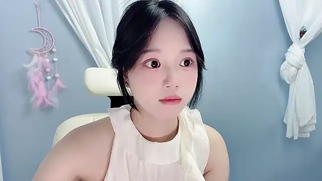 Snapshot of Xiaoqing00 chatting on June 19, 2026, 5:57 am Xiaoqing00 online show from June 19, 2026, 5:57 am