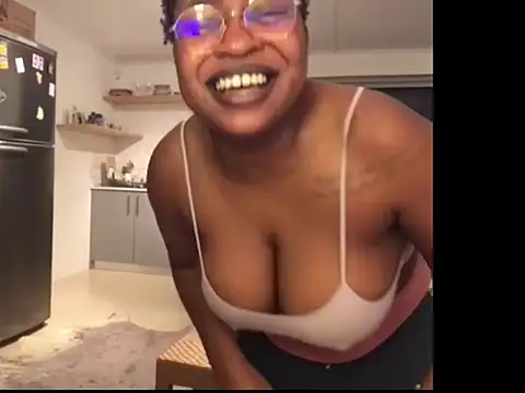TwerkingTemptress online show from May 30, 2026, 10:48 pm