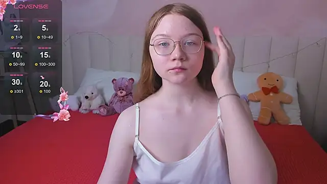 Mia Yuri online show from May 9, 2026, 1:53 am