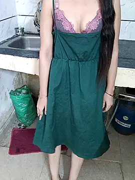 Baby-Doll  online show from May 9, 2026, 4:05 am