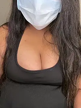 Snapshot of Desifiregirl chatting on April 20, 2026, 8:43 pm Desifiregirl online show from April 20, 2026, 8:43 pm
