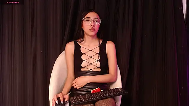 Violett1126 online show from July 2, 2026, 5:02 am