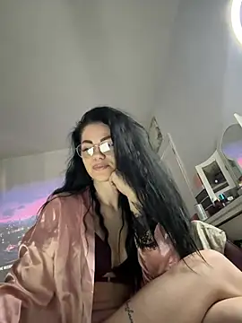 AriannaCruse online show from April 14, 2026, 8:08 am