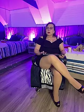 Snapshot of Jenifer_cruz chatting on May 8, 2026, 5:44 am Jenifer cruz online show from May 8, 2026, 5:44 am
