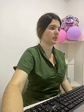 amelia 16 online show from June 10, 2026, 1:45 pm