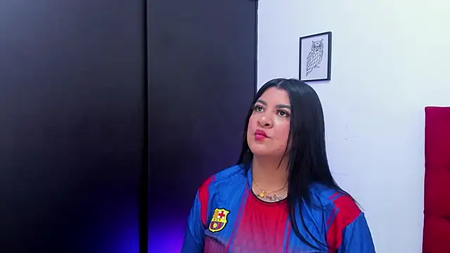 Snapshot of Katty_West chatting on May 2, 2026, 7:19 pm Katty West online show from May 2, 2026, 7:19 pm