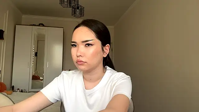 Snapshot of MardellHeavrin chatting on May 8, 2026, 1:15 pm MardellHeavrin online show from May 8, 2026, 1:15 pm