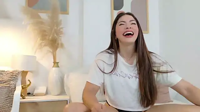 alisson-tylor online show from May 2, 2026, 4:12 pm