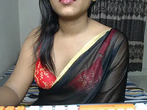 Snapshot of VelvetCoupleLive chatting on July 21, 2026, 3:57 pm VelvetCoupleLive online show from July 21, 2026, 3:57 pm