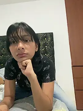 Snapshot of xoxo_anny chatting on May 22, 2026, 11:47 pm xoxo anny online show from May 22, 2026, 11:47 pm
