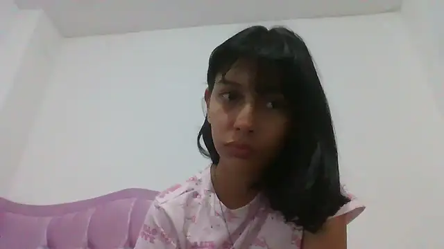 Snapshot of xoxo_anny chatting on July 7, 2026, 1:25 pm xoxo anny online show from July 7, 2026, 1:25 pm