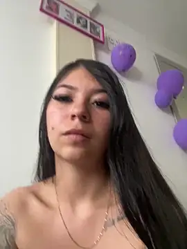 sweett sophie1 online show from May 15, 2026, 9:24 pm