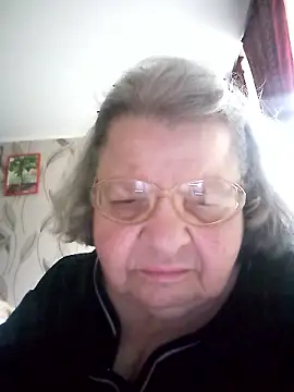 MartaMia68 online show from May 18, 2026, 4:23 pm