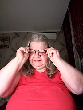 MartaMia68 online show from May 5, 2026, 6:22 pm
