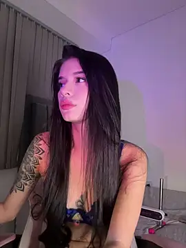 Snapshot of Giiasteele chatting on April 19, 2026, 12:11 am Giiasteele online show from April 19, 2026, 12:11 am