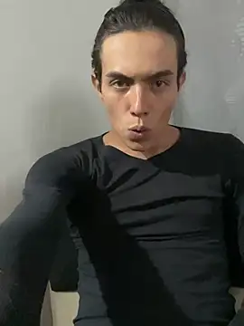 Snapshot of PSweetBoy chatting on April 9, 2026, 4:36 am PSweetBoy online show from April 9, 2026, 4:36 am