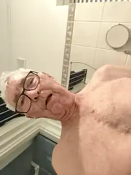 cuminmyface100 online show from June 2, 2026, 12:54 am