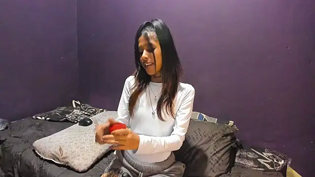 Indianteezerr online show from June 23, 2026, 4:49 pm