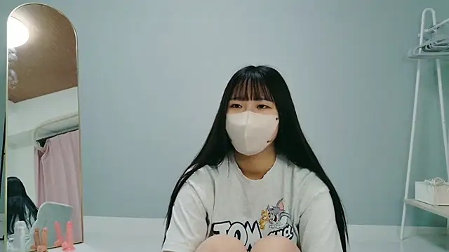 Snapshot of yuno_168 chatting on April 13, 2026, 11:03 am yuno 168 online show from April 13, 2026, 11:03 am