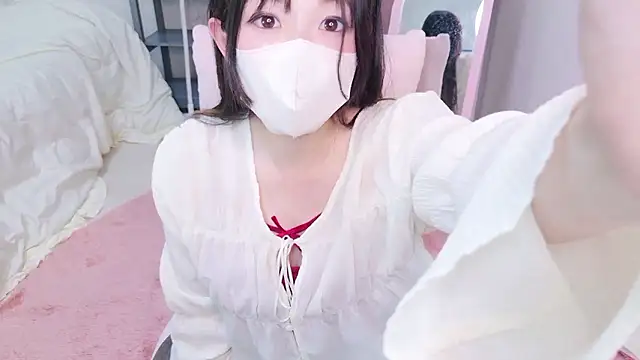 Satomi nn online show from May 14, 2026, 4:31 am
