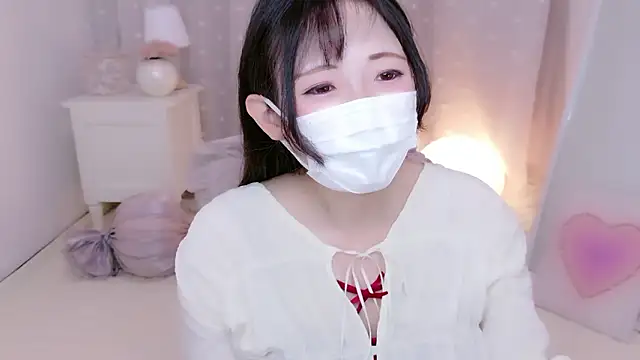 Satomi nn online show from May 3, 2026, 12:16 am