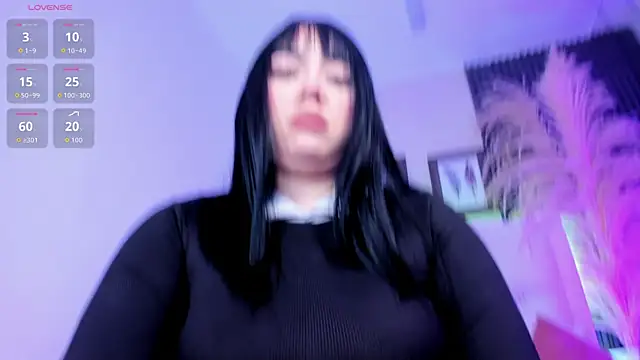 Snapshot of kitty_bluuee chatting on May 28, 2026, 3:03 am kitty bluuee online show from May 28, 2026, 3:03 am