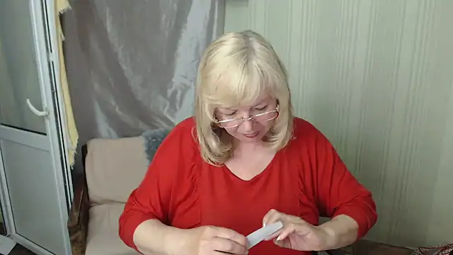 LavandaMay online show from May 19, 2026, 8:27 pm