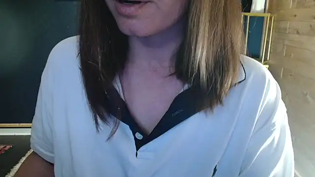 NicoleLove  online show from July 16, 2026, 5:26 am