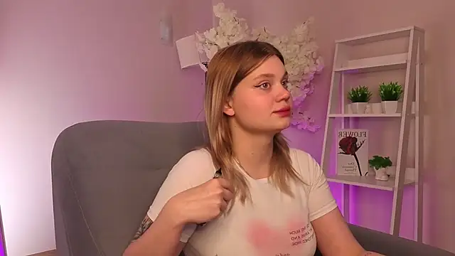 AdeleBaile online show from April 22, 2026, 4:30 am