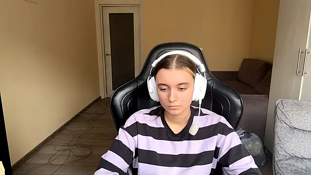 LueIvins online show from May 16, 2026, 10:36 am