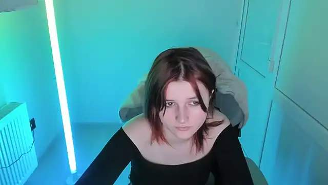 GoldenKiss online show from May 8, 2026, 12:53 pm