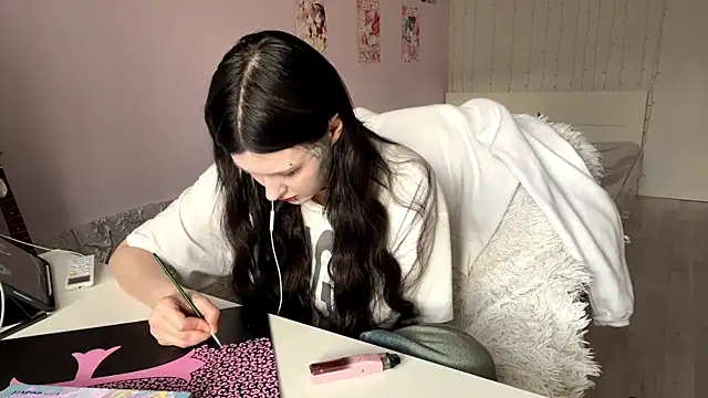 Snapshot of LeaptIssue chatting on April 11, 2026, 1:37 pm LeaptIssue online show from April 11, 2026, 1:37 pm