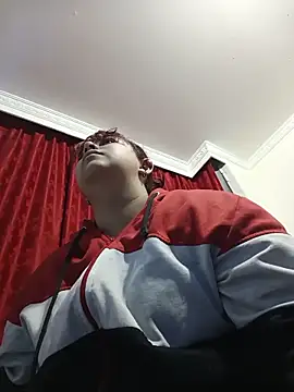 AliceScoot  online show from May 25, 2026, 10:47 am