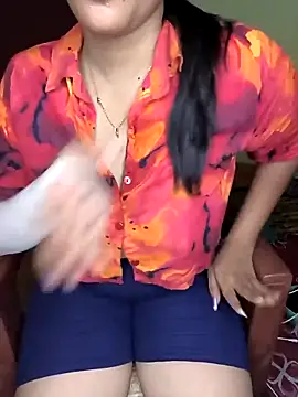 Tamilmoon006 online show from May 13, 2026, 2:13 pm