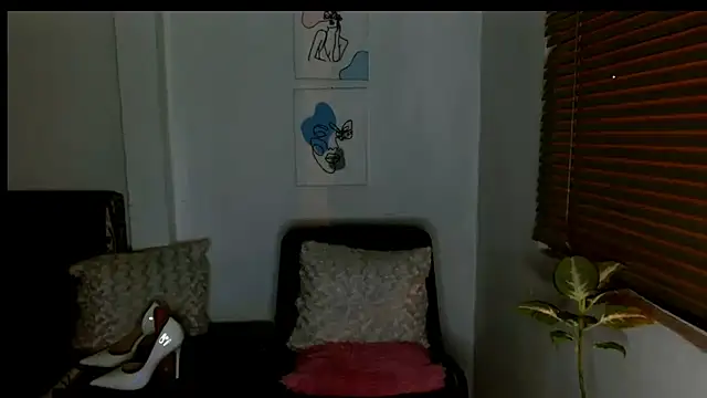 alisonnturbay online show from June 21, 2026, 3:23 am