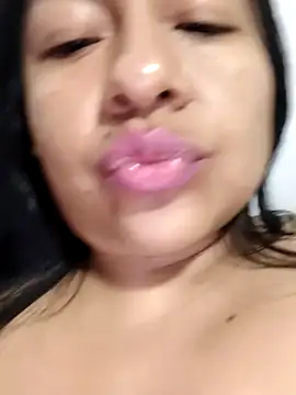 alisonnturbay online show from July 14, 2026, 2:05 am